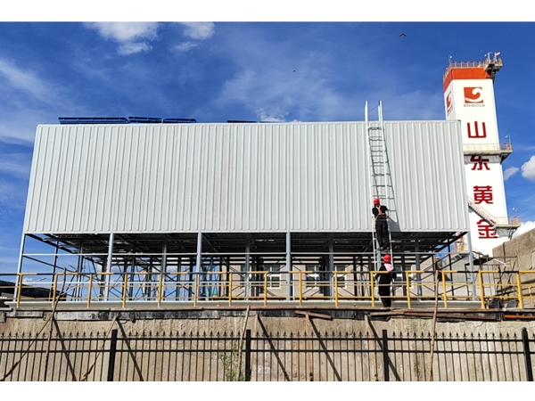 山東黃金無風(fēng)機冷卻塔